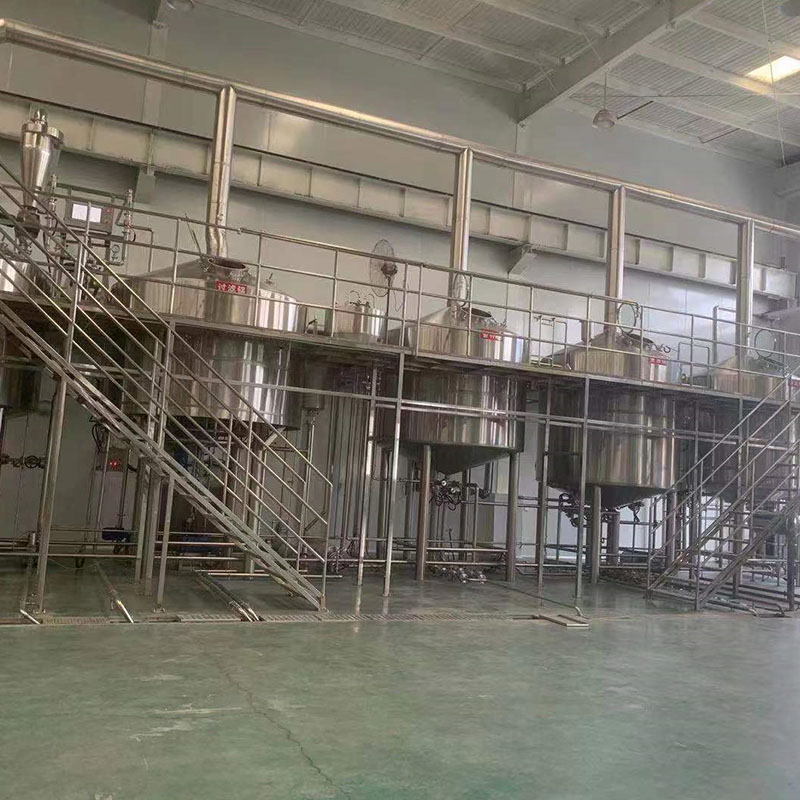 金堂精酿啤酒设备厂—平面布置、设备设计、制造、调试、培训等一条龙服务_COPY